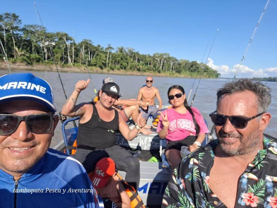 Aventura de Pesca Deportiva en Tambopata con la Familia